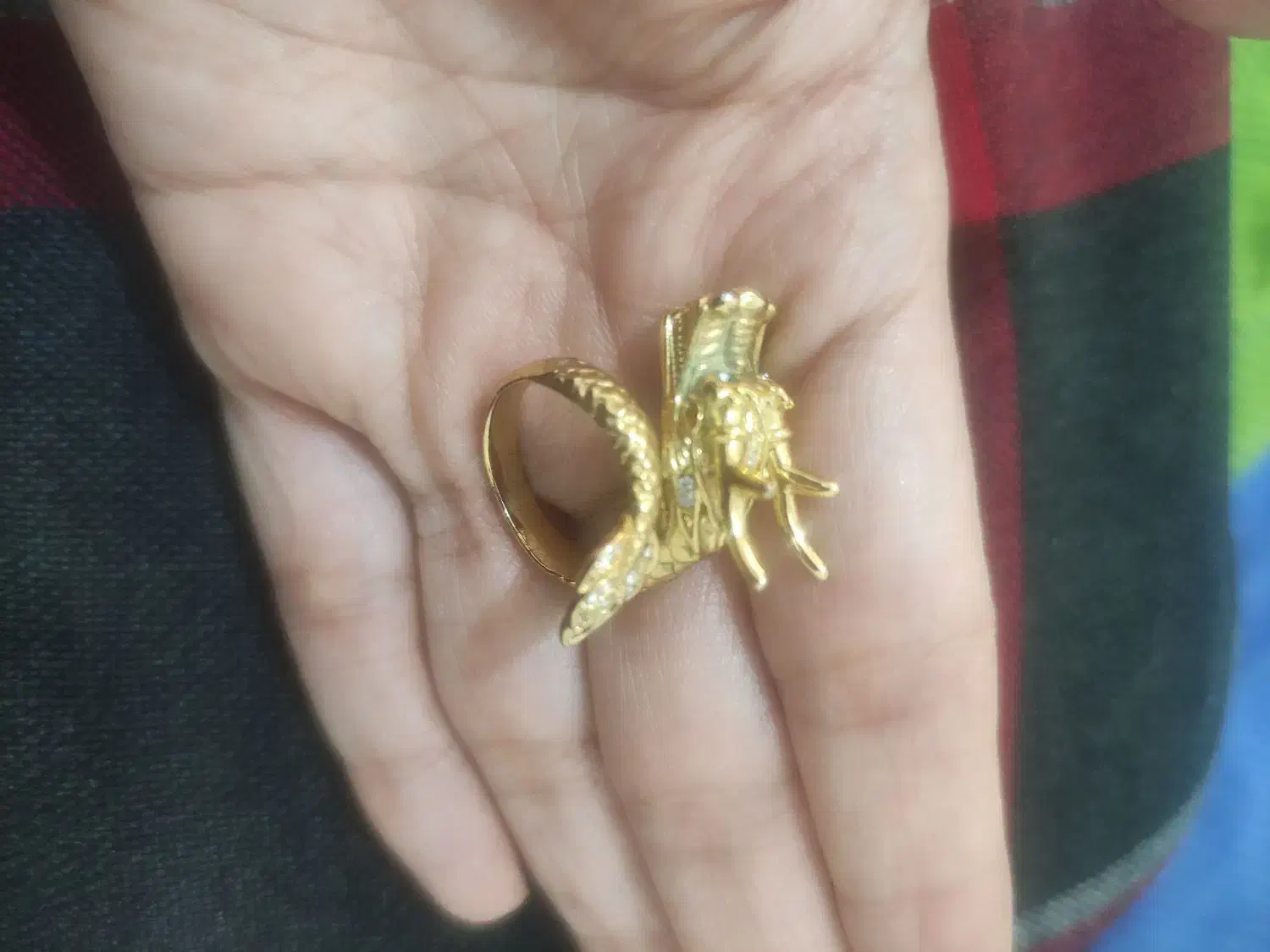 تعدادی اکسسوری شیک|بدلیجات|سی‌سخت, |دیوار