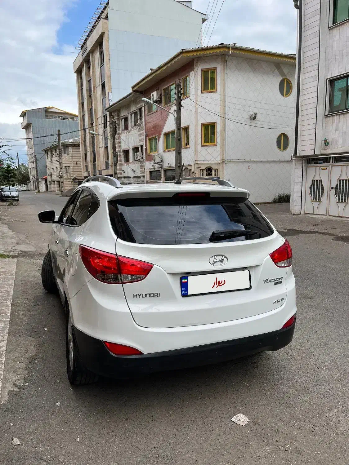 ماشین توسان|خودرو سواری و وانت|رشت, سعدی (تختی)|دیوار