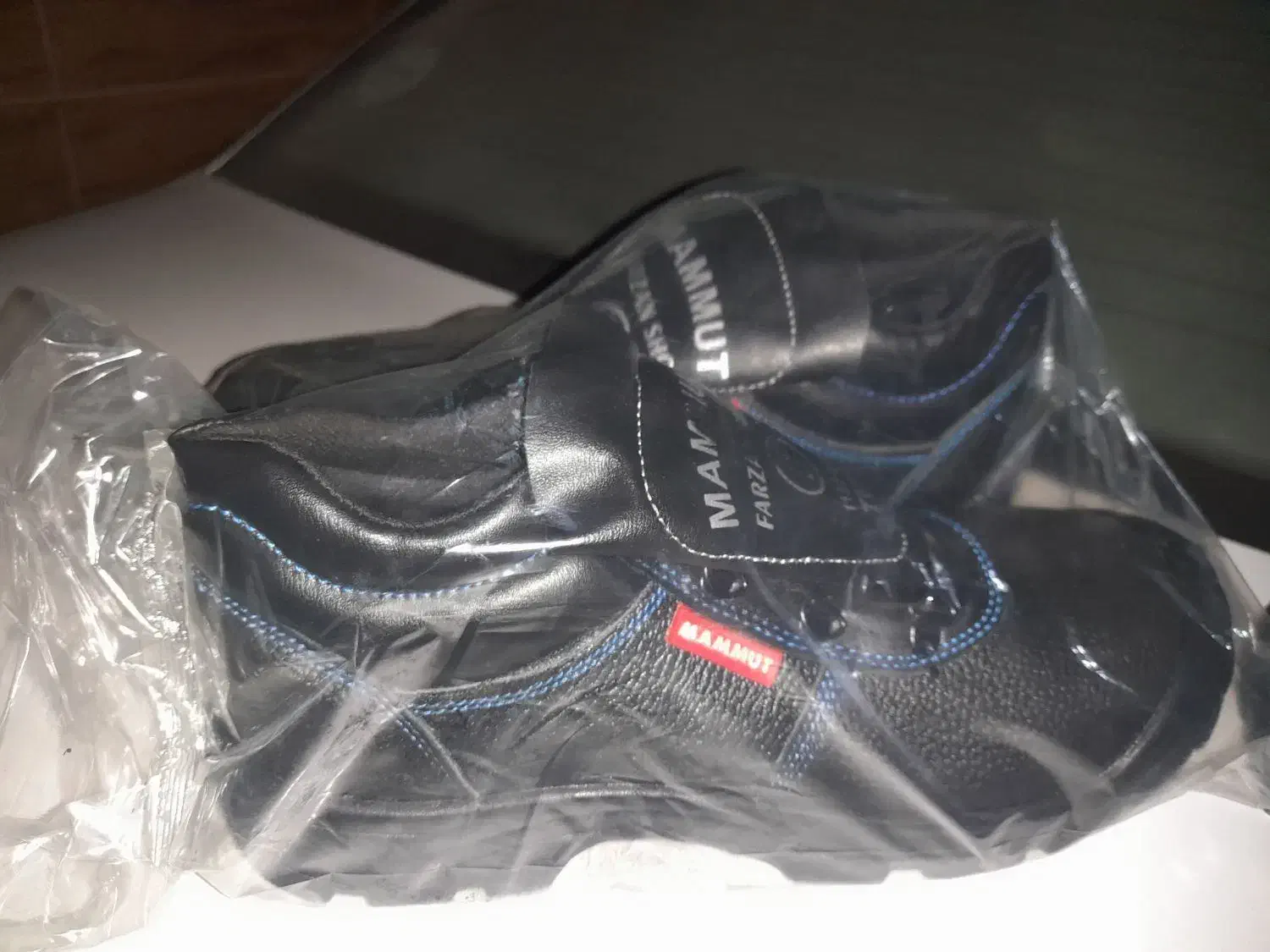 کفش ایمنی|کیف، کفش، کمربند|بندر کنگان, |دیوار