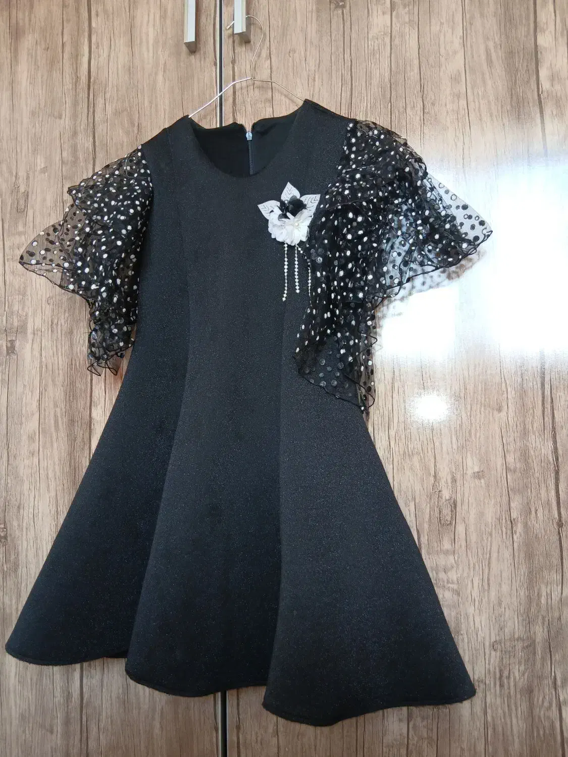 پیراهن و کفش بچگانه دخترانه|کفش و لباس بچه|اسلام‌‌آباد غرب, |دیوار