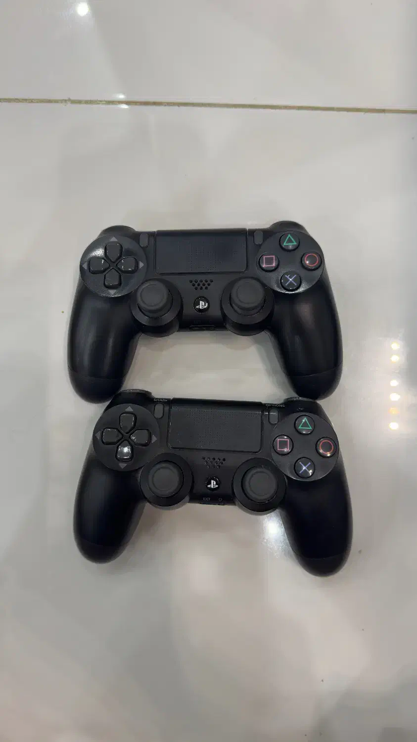 اسلیم ۱ ترابایت در حد نو به همراه دو دسته Ps4|کنسول، بازی ویدئویی و آنلاین|بندر کنگان, |دیوار