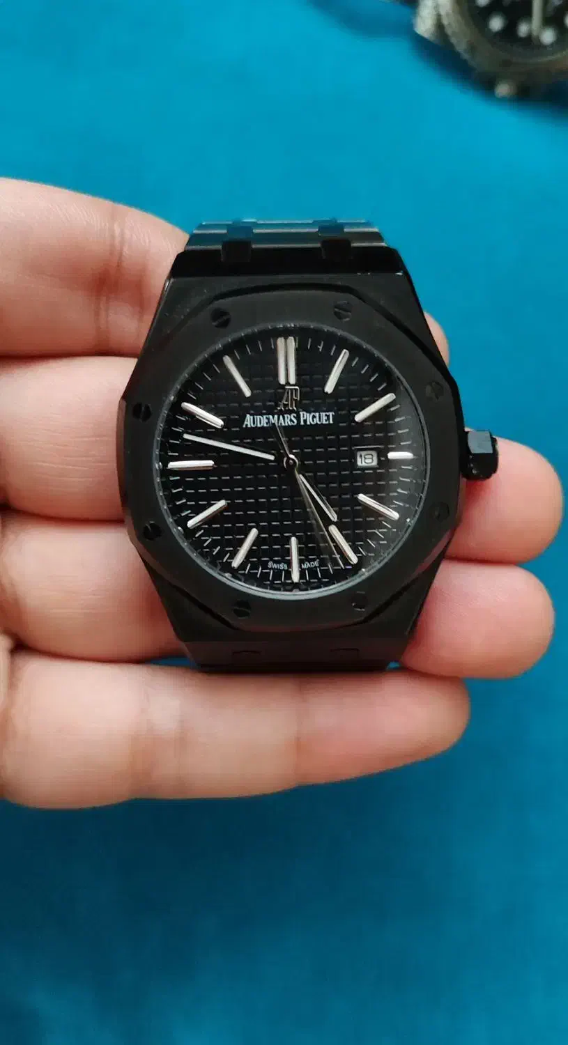 دو عدد ساعت سالم و زیبا|ساعت|بابل, |دیوار