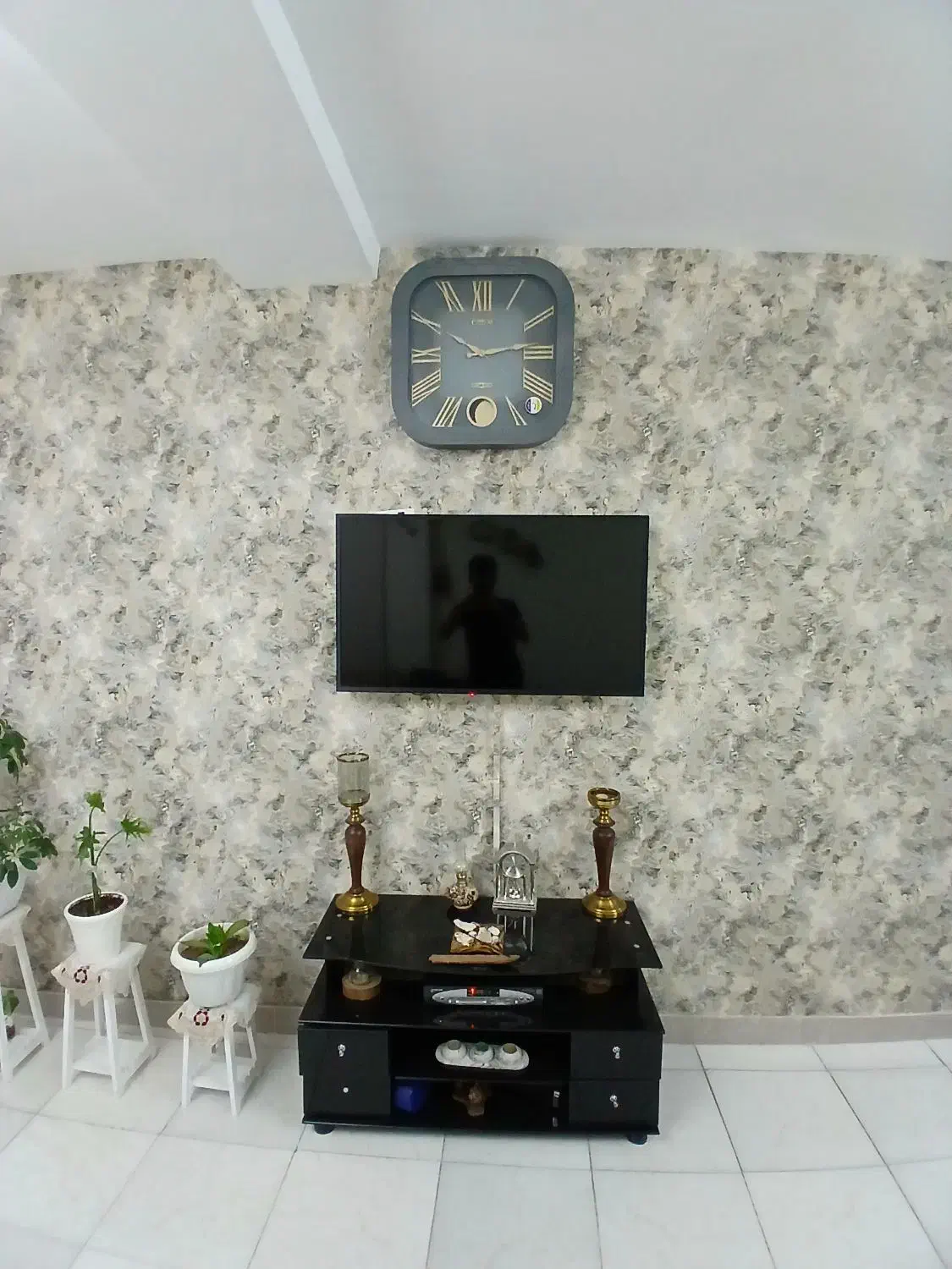 نصب نصاب کاغذ دیواری و نصاب موکت|خدمات پیشه و مهارت|کرج, باغستان|دیوار