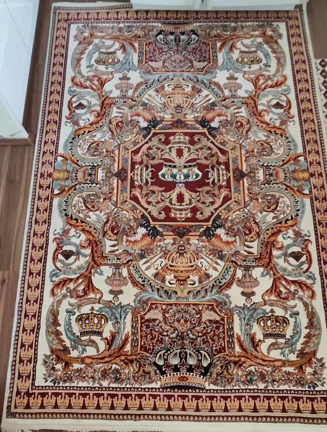 فرش کلاسیک 4متری|فرش|کرج, اصفهانی‌ها|دیوار