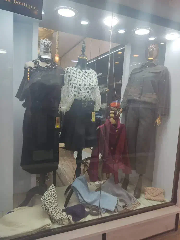 واگذاری بوتیک لباس زنانه|اجارهٔ مغازه و غرفه|شاهینشهر, خبرنگار|دیوار