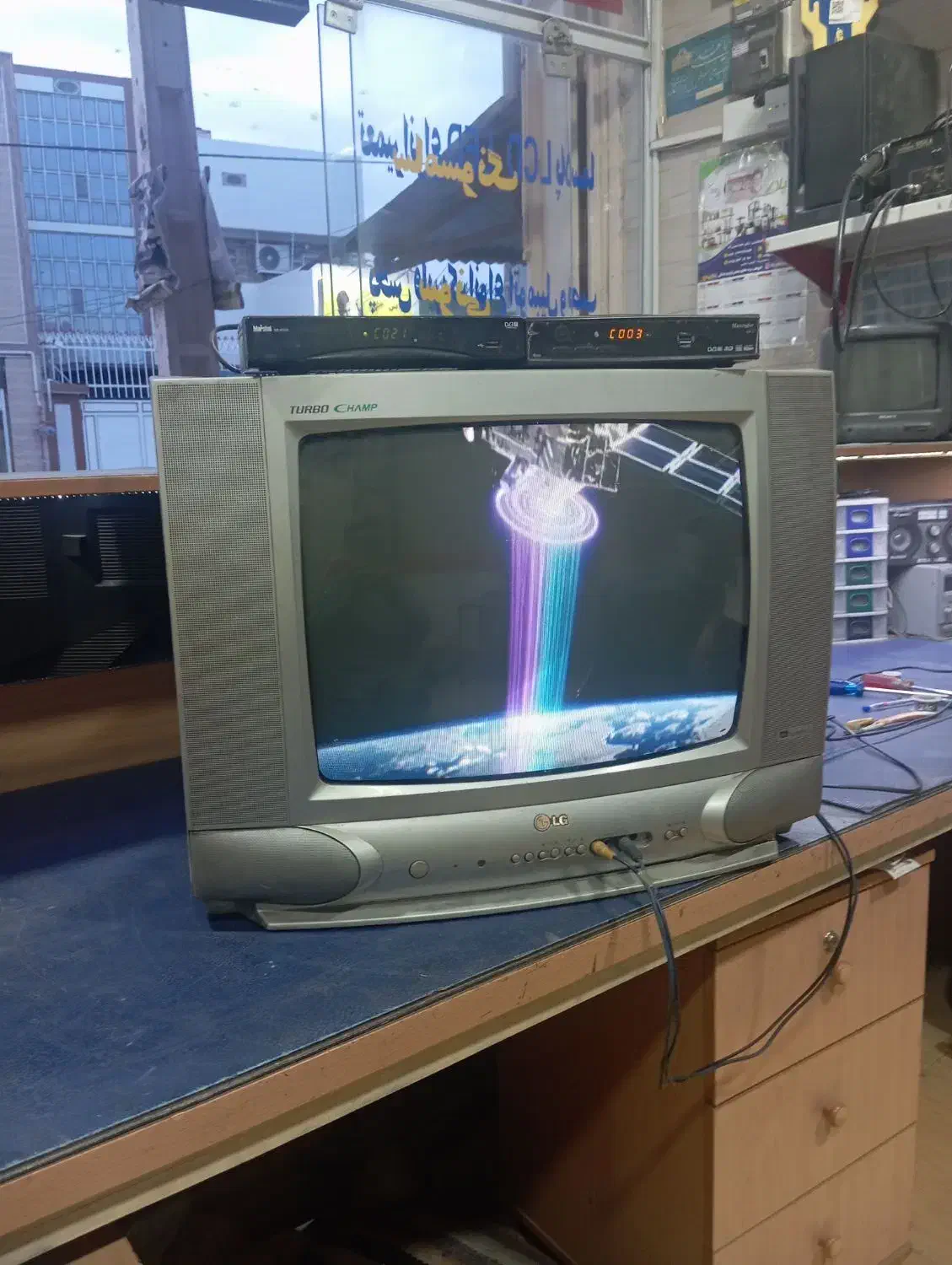 تلویزیون|تلویزیون و پروژکتور|زاهدان, |دیوار