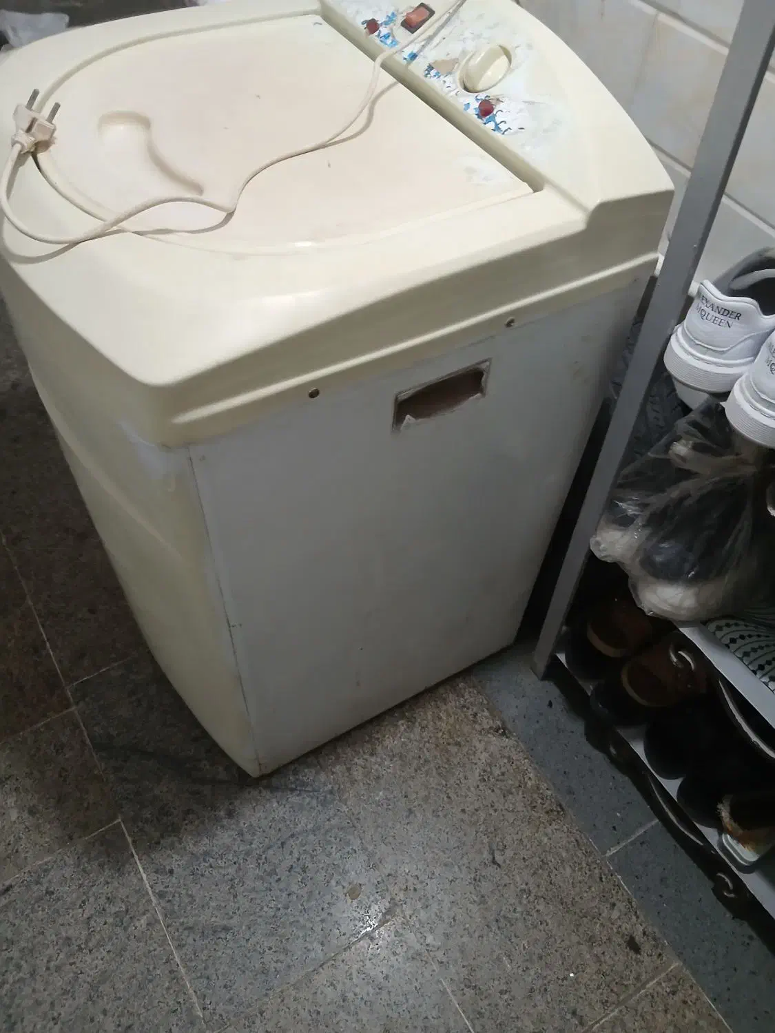 لباس شویی|ماشین لباسشویی و خشک‌کن لباس|قم, شهر قائم|دیوار