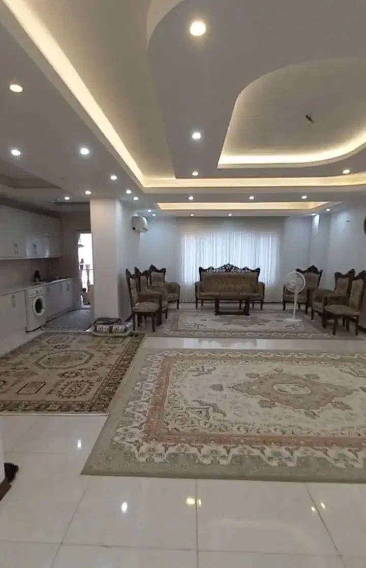 بلوار دانشجو   ۱۴۳ متر ۳ خ ط  پنجم روبنما  ۲  ساله|فروش آپارتمان|گنبد کاووس, |دیوار