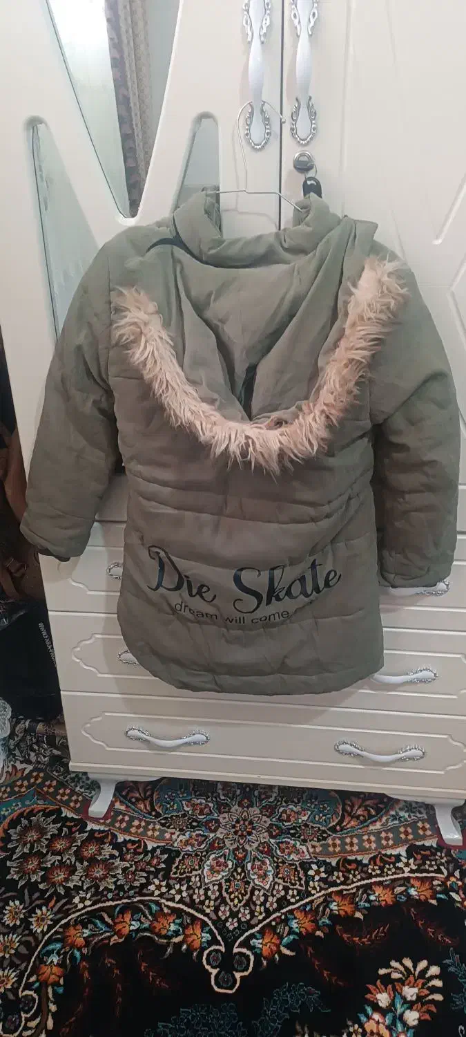 یک عدد کاپشن دخترانه مناسب 8ساله تا 10ساله|کفش و لباس بچه|سنقر, |دیوار