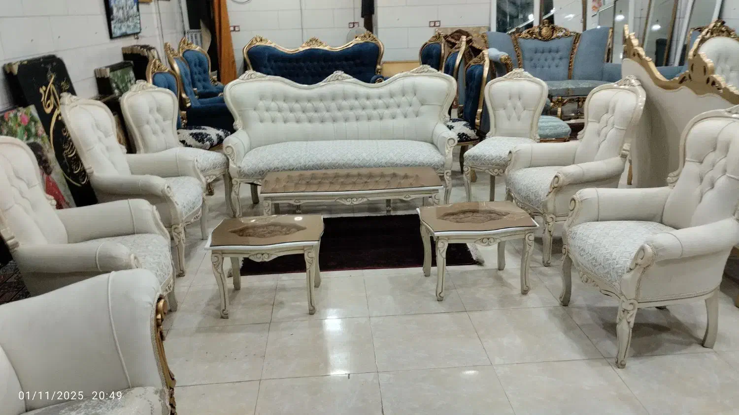 مبل سلطنتی خفن با ۳ جلو مبلی|مبلمان خانگی و میز عسلی|زاهدان, |دیوار