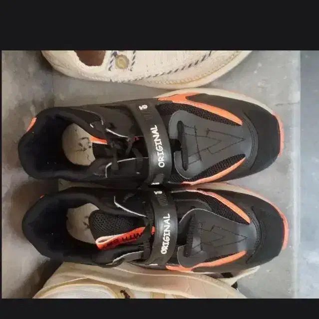 کتونی وگیوه درحد نو|کیف، کفش، کمربند|پاکدشت, حصار امیر|دیوار