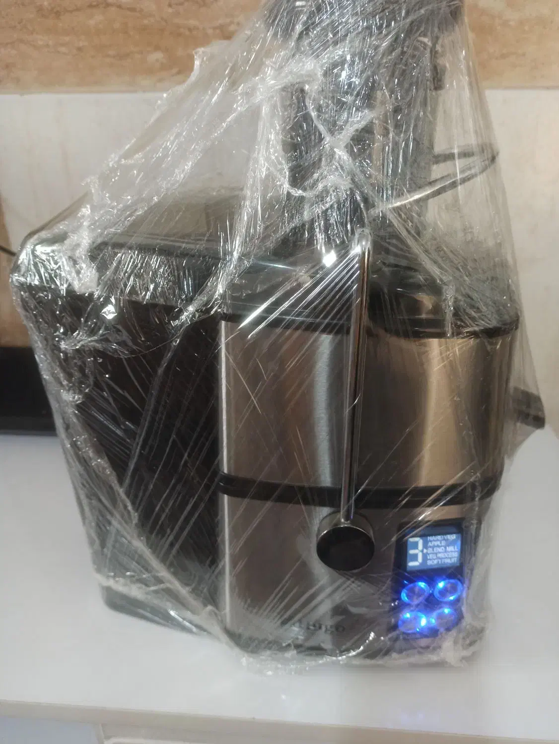 نونوبدون استفاده.4کاره.دیجیتال.قیمت5/200|آبمیوه‌گیر و آب‌مرکبات‌گیر|تربت جام, کلالی|دیوار