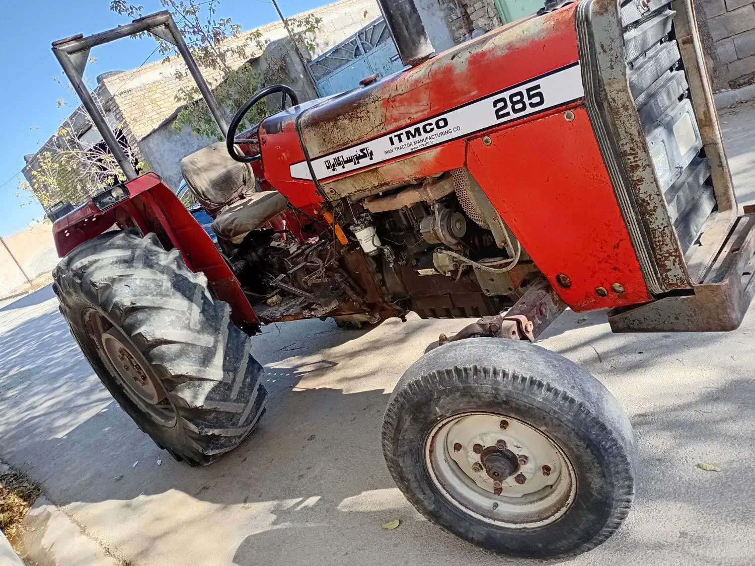 تراکتور ۲۸۵مدل ۷۳|خودرو سنگین|بجنورد, |دیوار