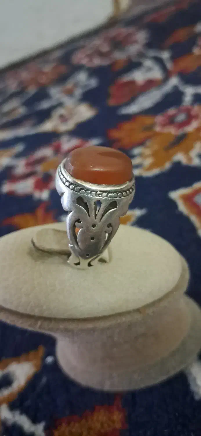 انگشترهای کهنه یمنی|کلکسیون اشیاء عتیقه|مشهد, نیزه|دیوار