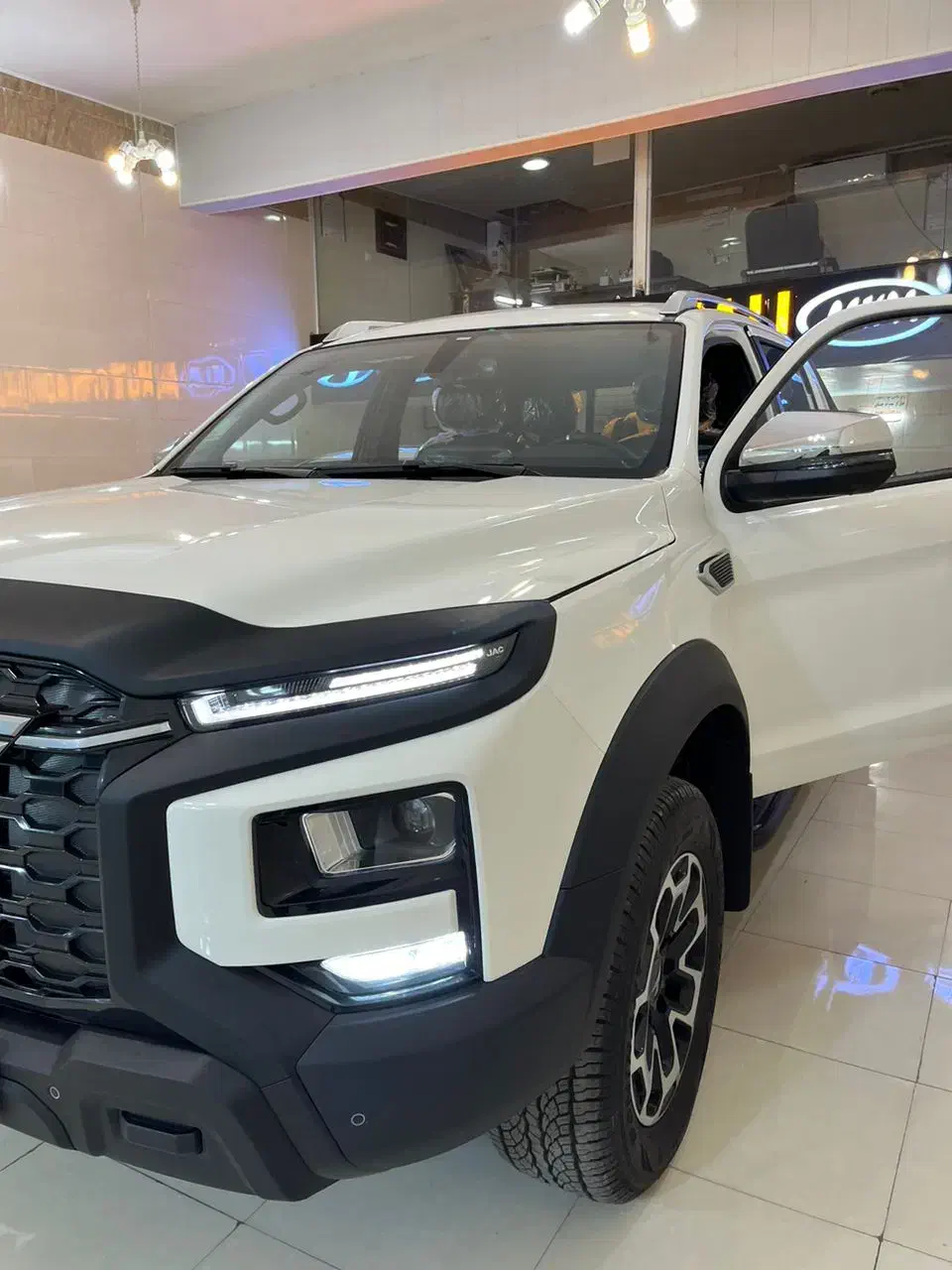 KMC  T9   صفر کیلومتر تحویل مهرماه ۱۴۰۴|خودرو سواری و وانت|شهرضا, |دیوار