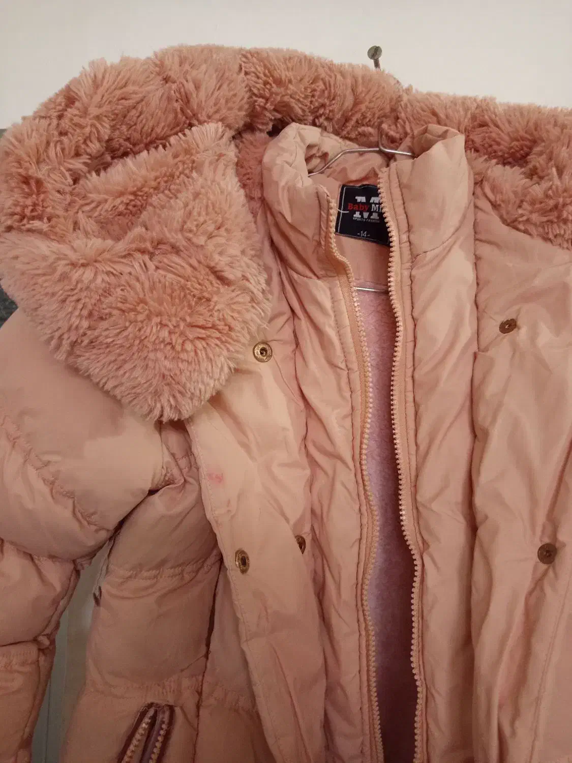 کاپش دخترانه و پالتو پشمی مردانه|کفش و لباس بچه|مرند, |دیوار