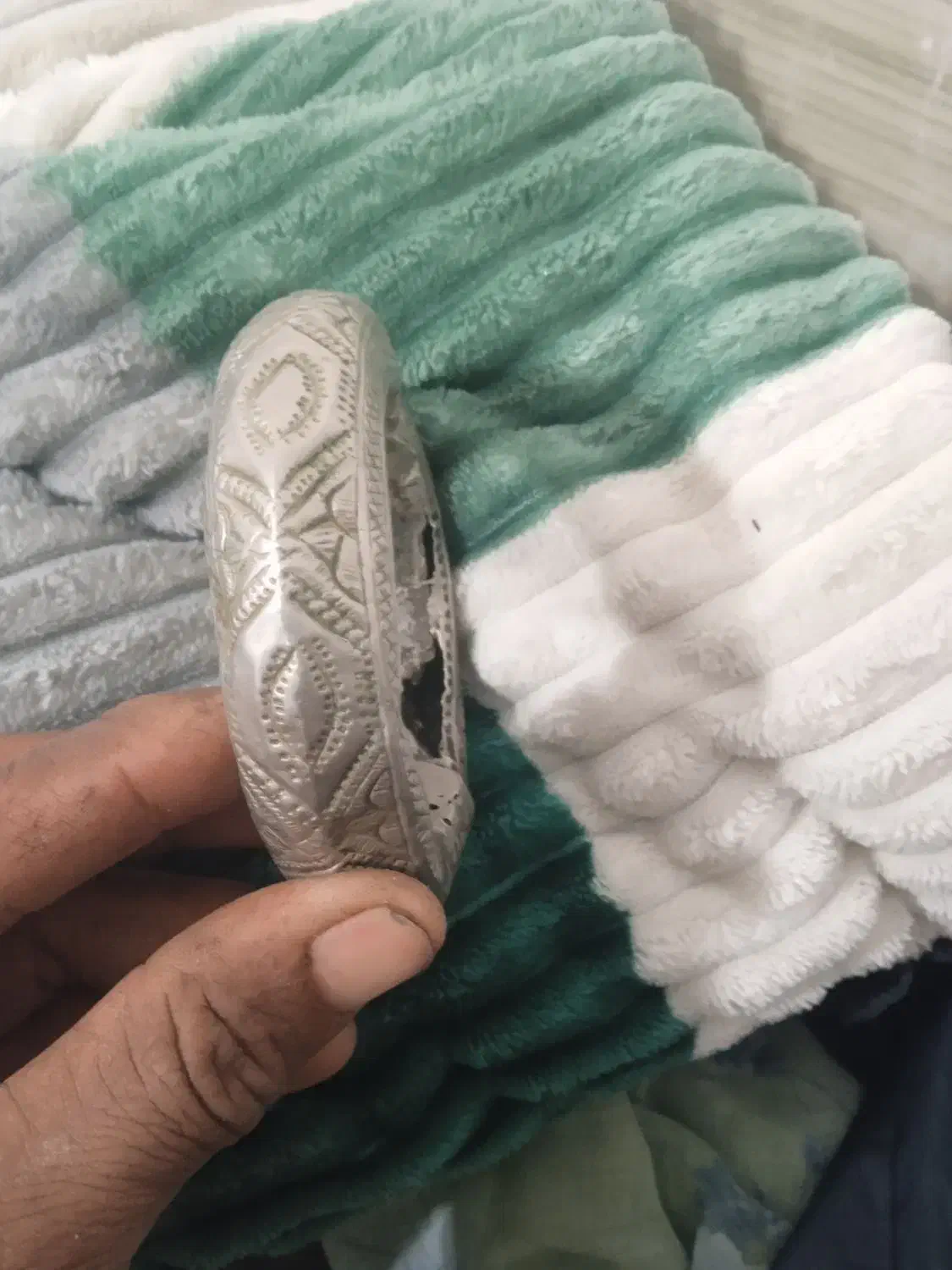 النگوی قدیمی|کلکسیون اشیاء عتیقه|میناب, |دیوار