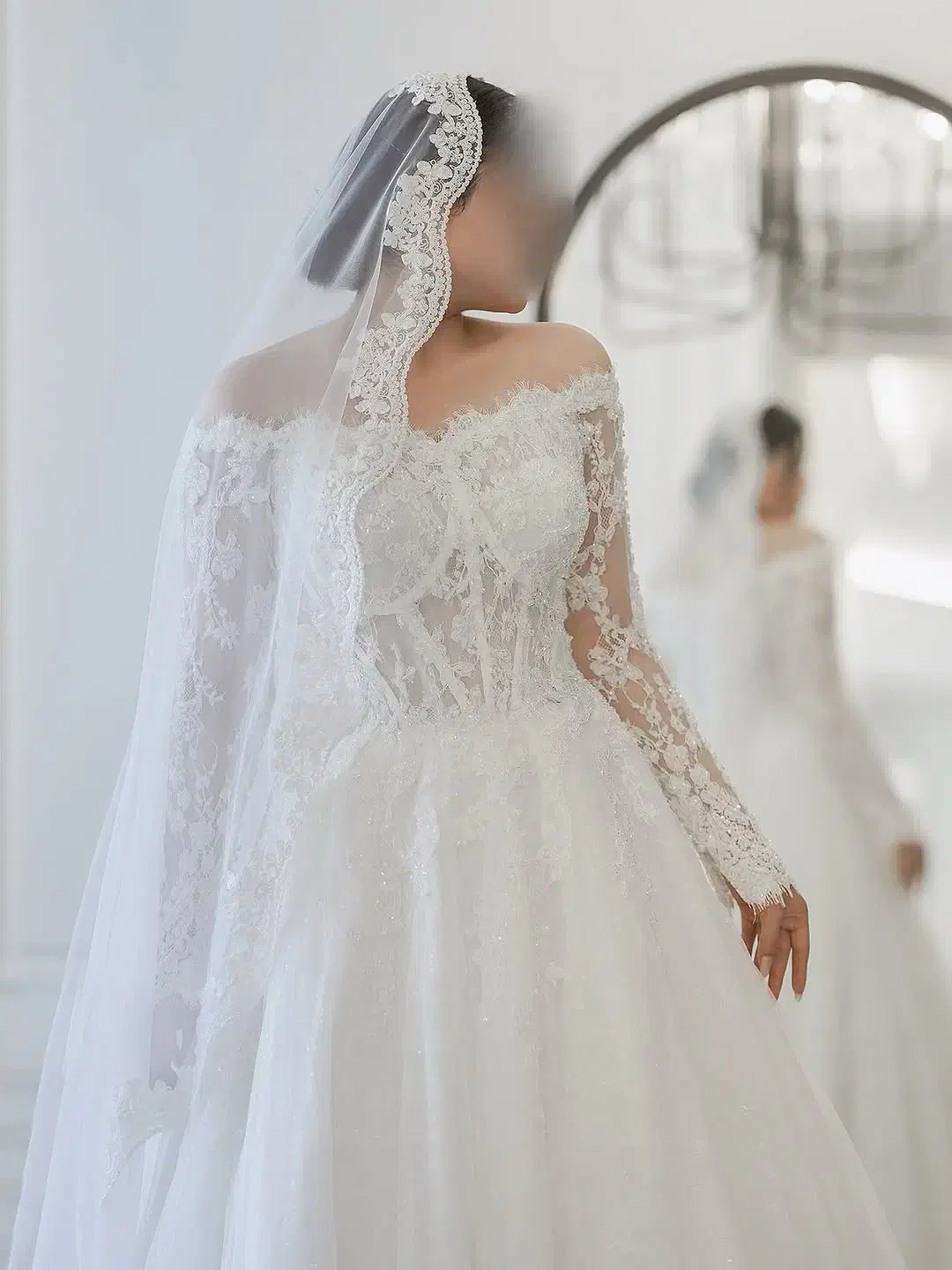 فروش تعدادی لباس عروس ولباس کردی مناسب برای مزون|لباس|تکاب, |دیوار