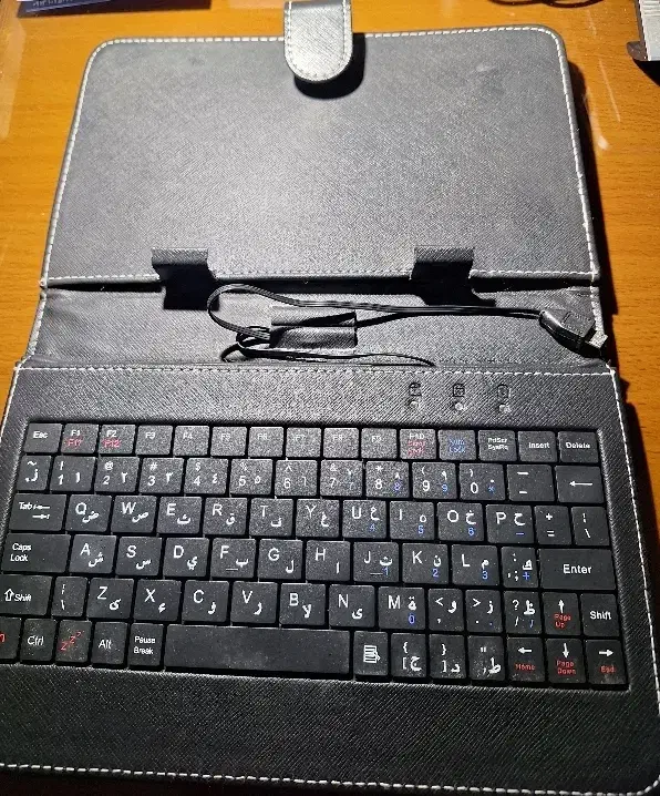 کیبورد تبلت به همراه کیف محافظ تبلت|لوازم جانبی موبایل و تبلت|اصفهان, سپاهانشهر|دیوار