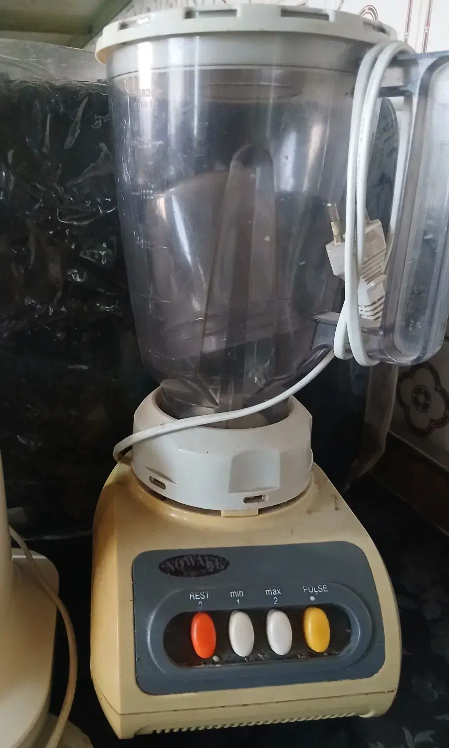 درحدنو|خردکن، آسیاب، غذاساز|همدان, |دیوار