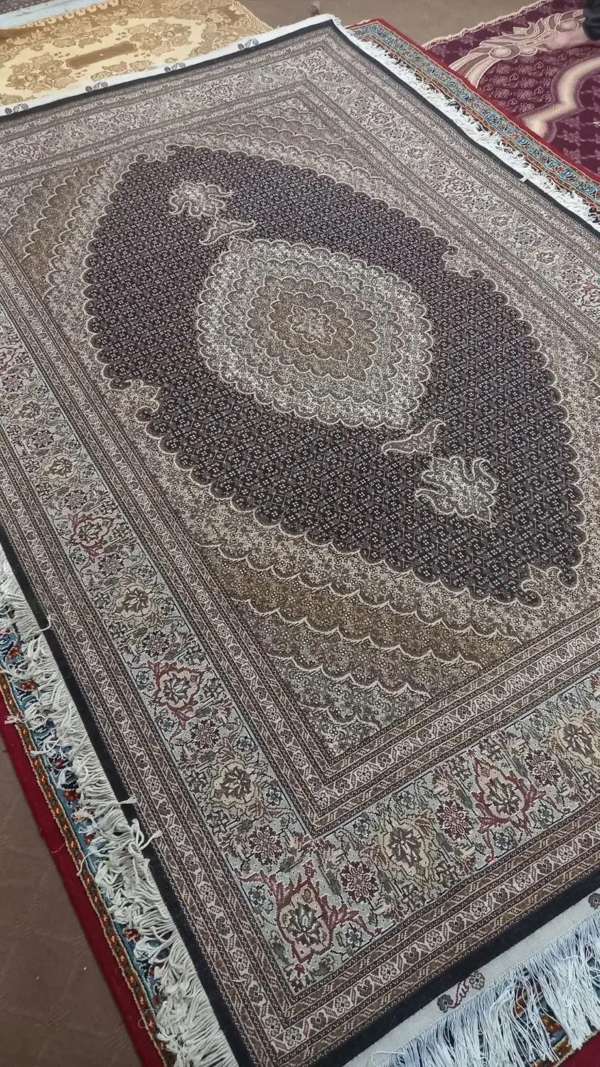 اندازه ۲در۳ فرش دستبافت ریز ماهی|فرش|خوی, |دیوار