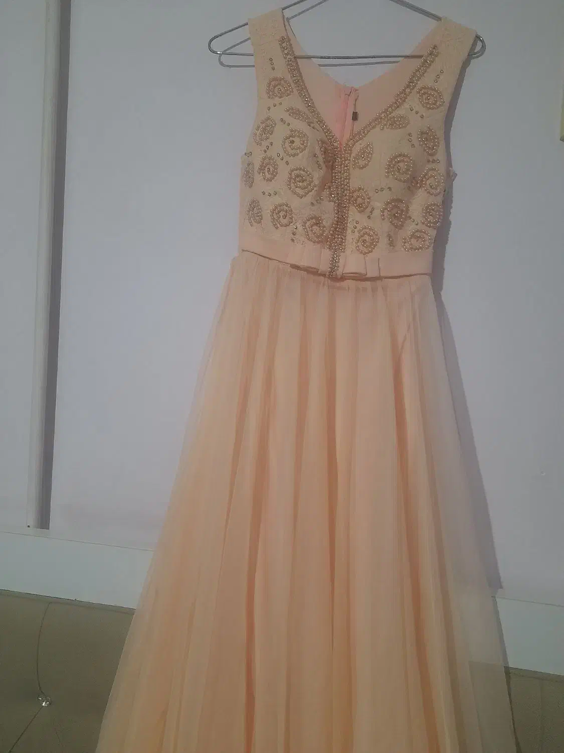 لباس تور مجلسی|لباس|اسفراین, |دیوار