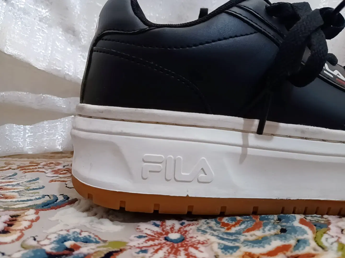کتونی اسپرت Fila اورجینال|کیف، کفش، کمربند|تهران, گلچین|دیوار