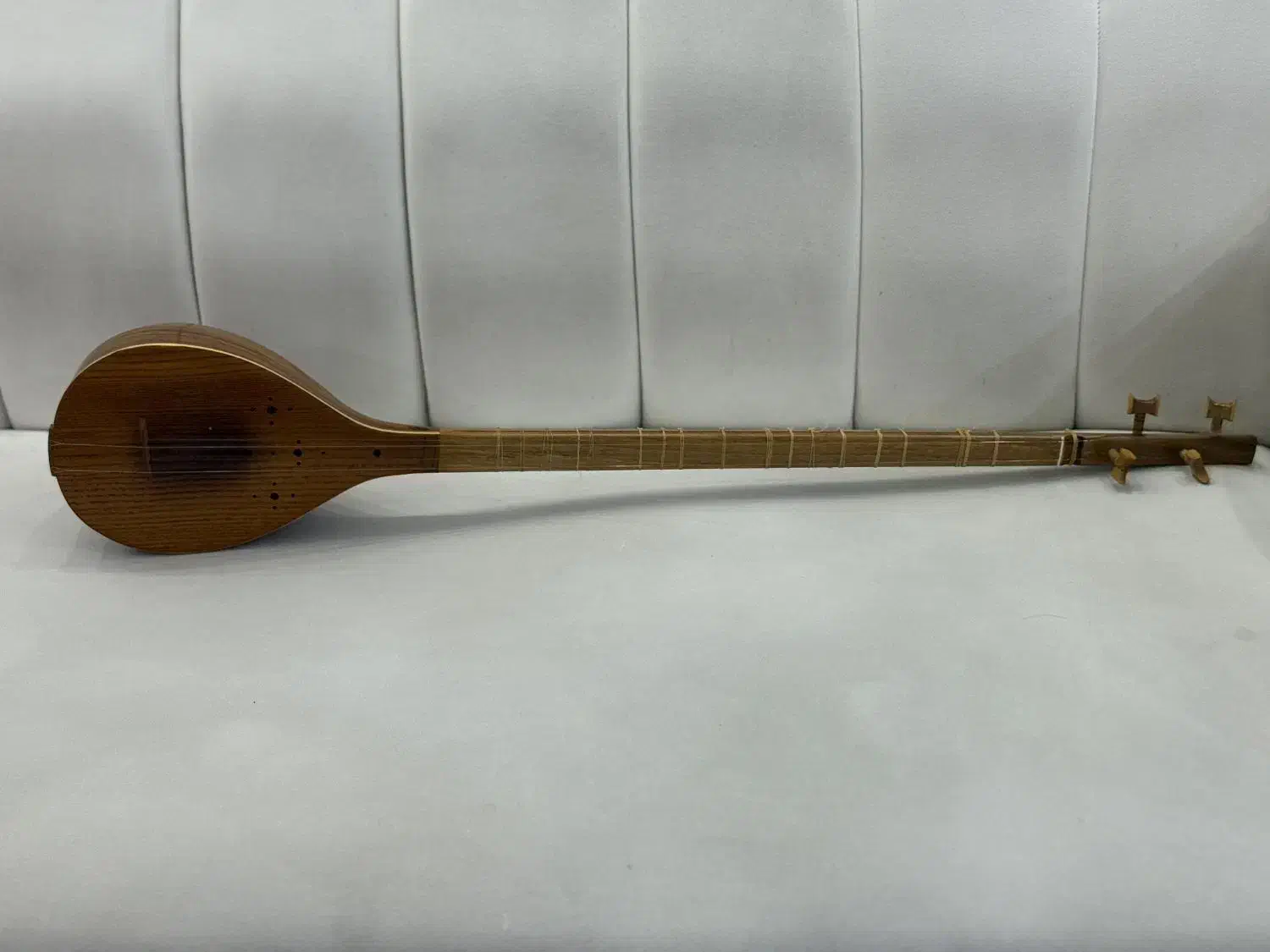 سه تار با کیس|سازهای سنتی|بندر ماهشهر, |دیوار