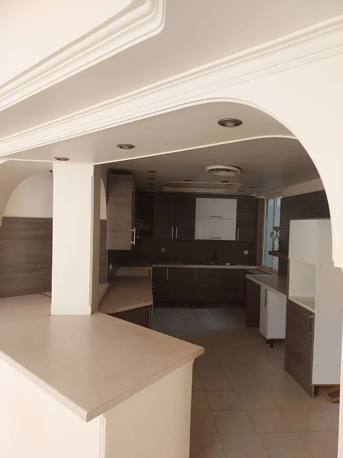 195 متر میرداماد اطلسی