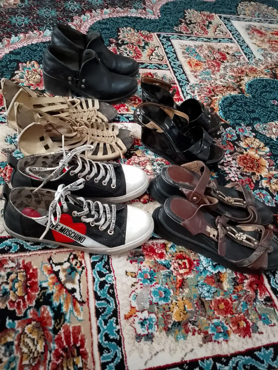 کفش‌زنانه|کیف، کفش، کمربند|گمیشان, |دیوار