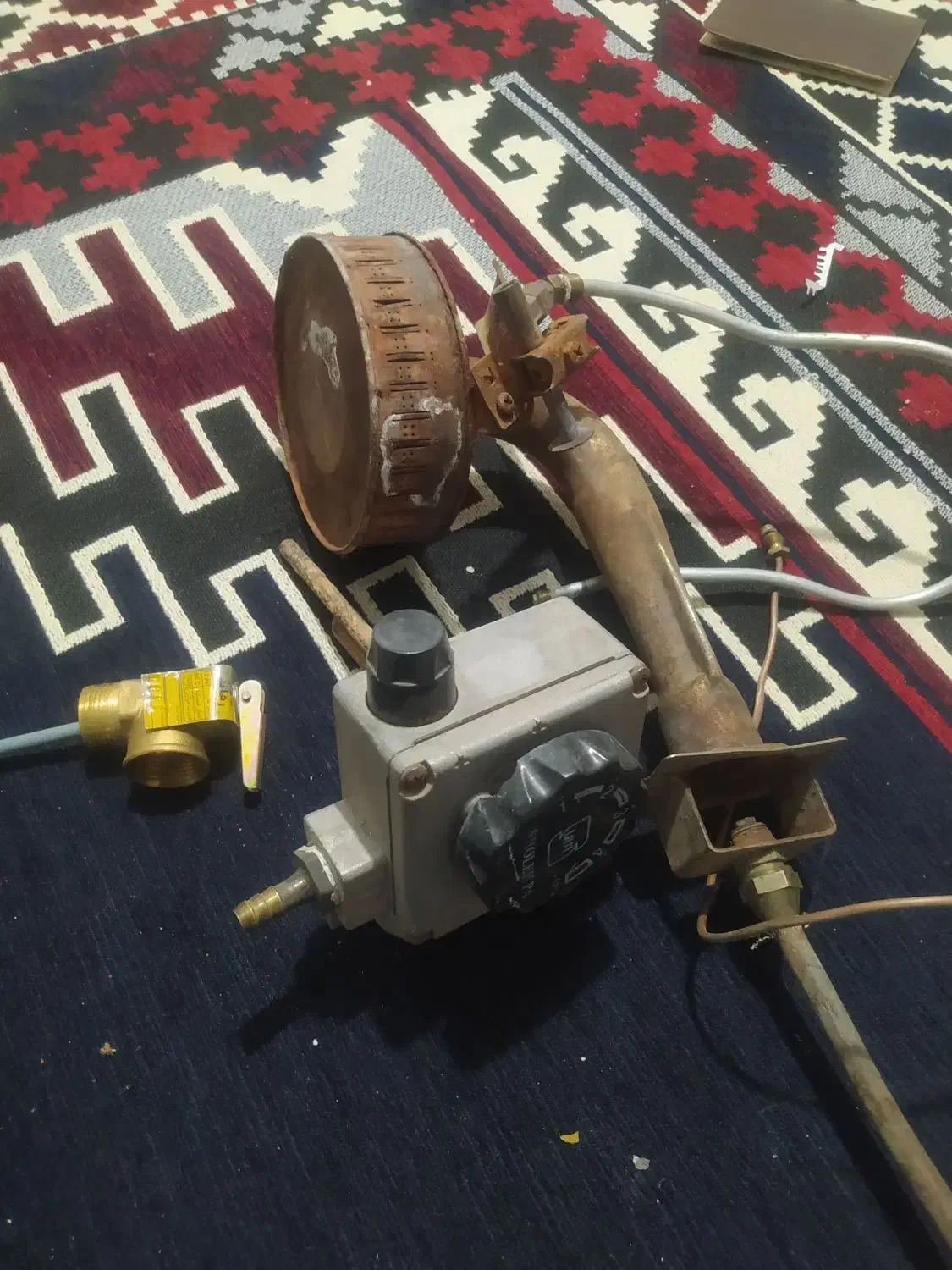 فندک ابگرمکن زمینی|آبگرمکن، پکیج، شوفاژ|چرام, |دیوار