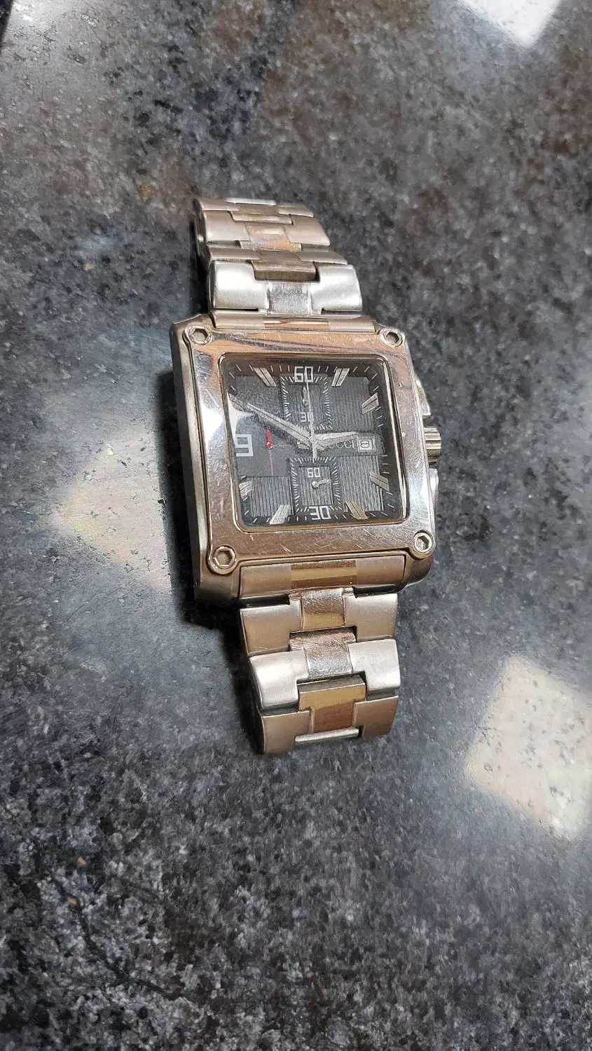 ساعت مارک گوچی|ساعت|خوی, |دیوار