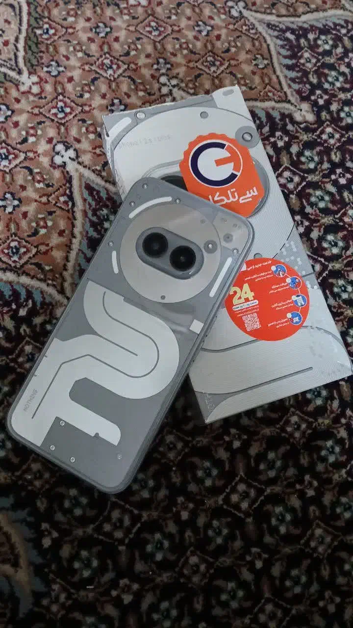 گوشی ناتینگ فون|موبایل|کرج, حسین آباد (اکبر آباد)|دیوار