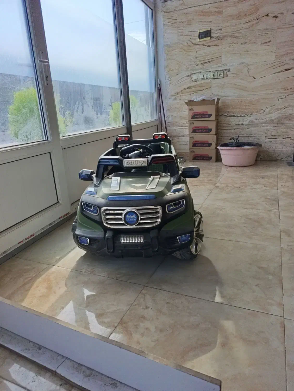 فروش ماشین شارژی دو موتوره|اسباببازی|نقده, |دیوار