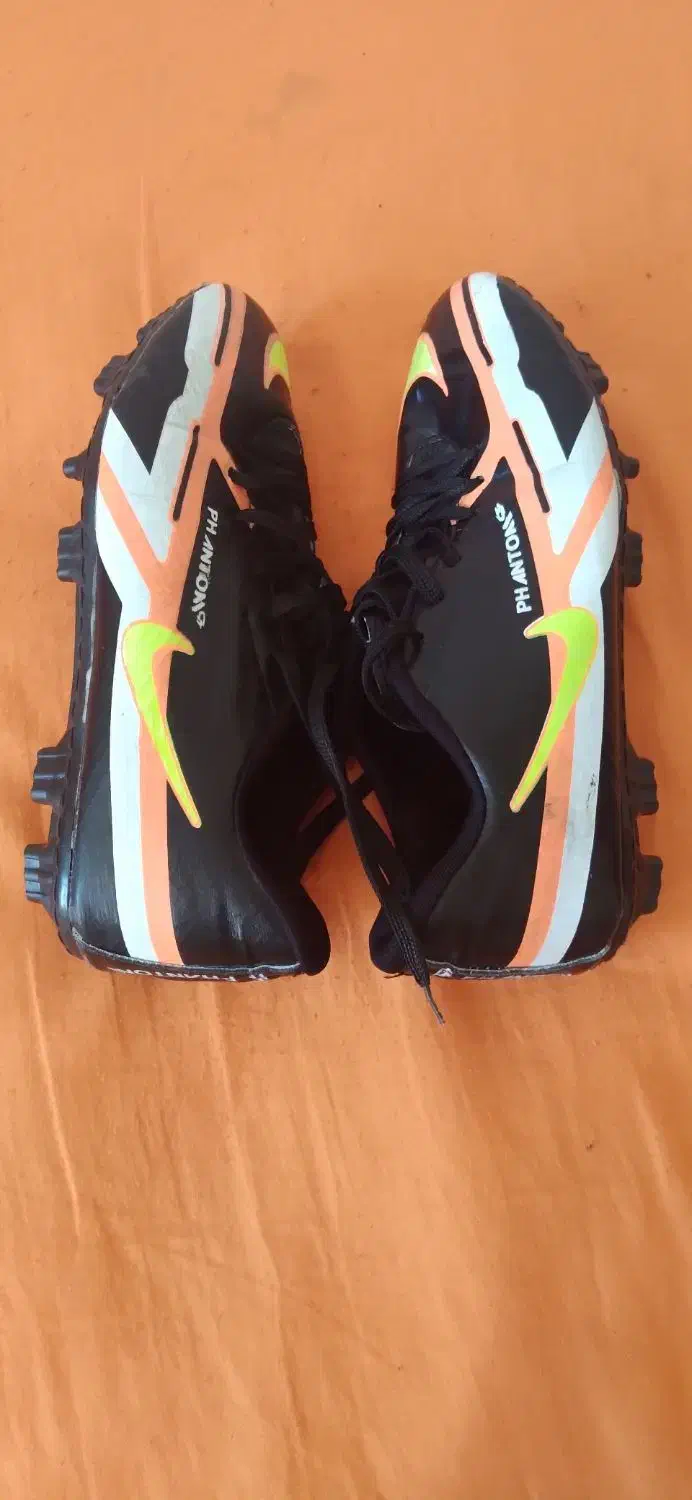 کفش چمن ۴۴|کیف، کفش، کمربند|جهرم, |دیوار