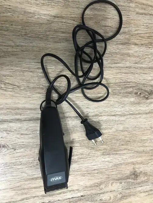 ریش تراش مکث|آرایشی، بهداشتی، درمانی|رشت, فخب|دیوار