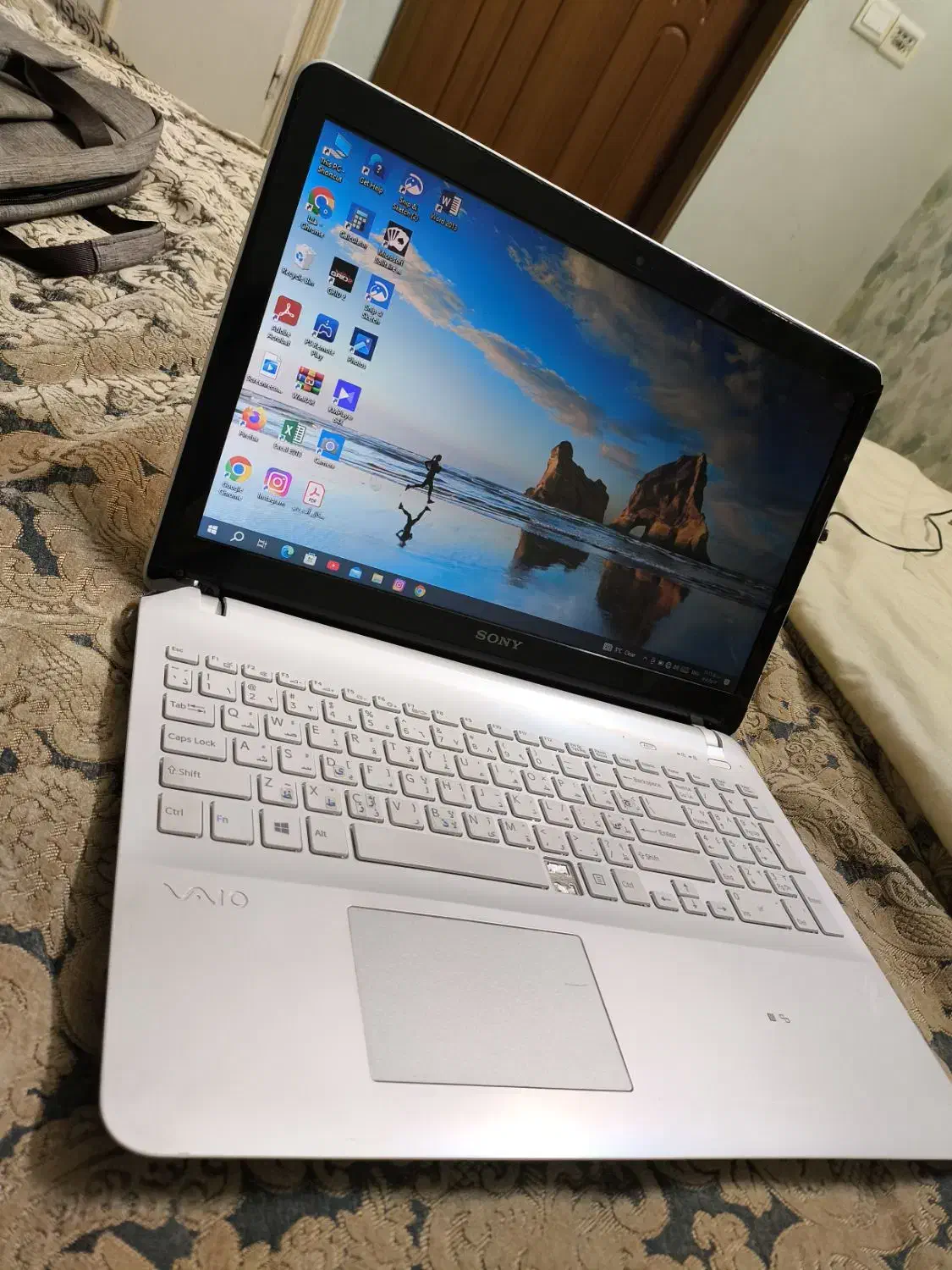 لپ تاپ سونی|رایانه همراه|مشهد, فرهنگیان (شهرک غرب)|دیوار