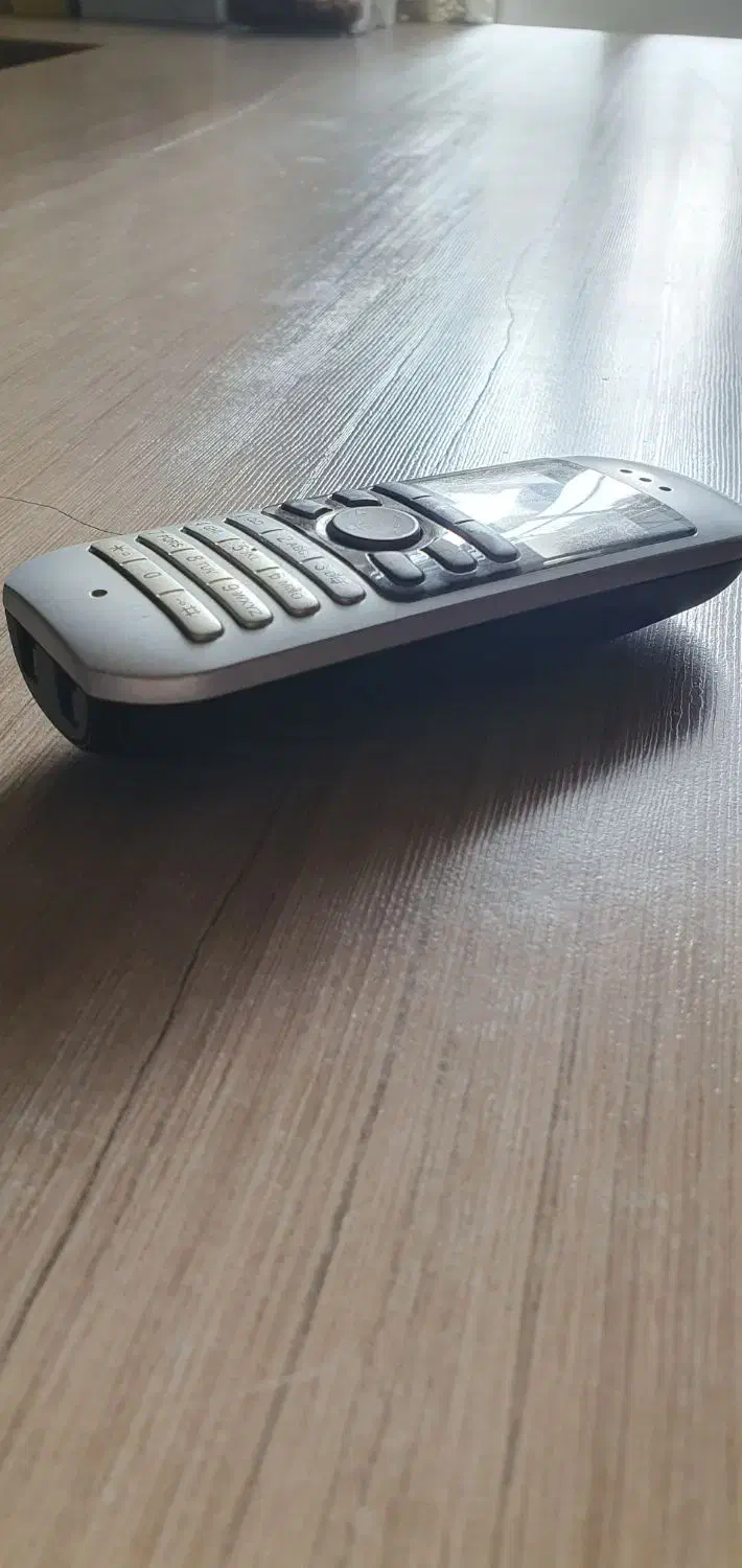 خط تلفن ثابت|تلفن رومیزی|رشت, سعدی (تختی)|دیوار