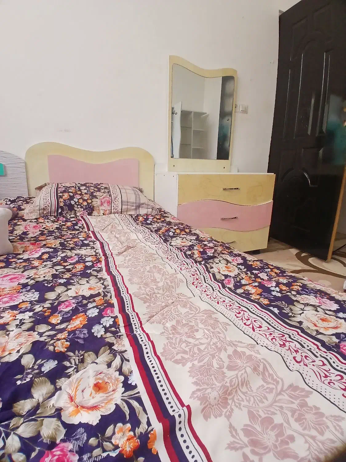 تخت و کمد|تخت و سرویس خواب|تربت جام, اسماعیل آباد|دیوار