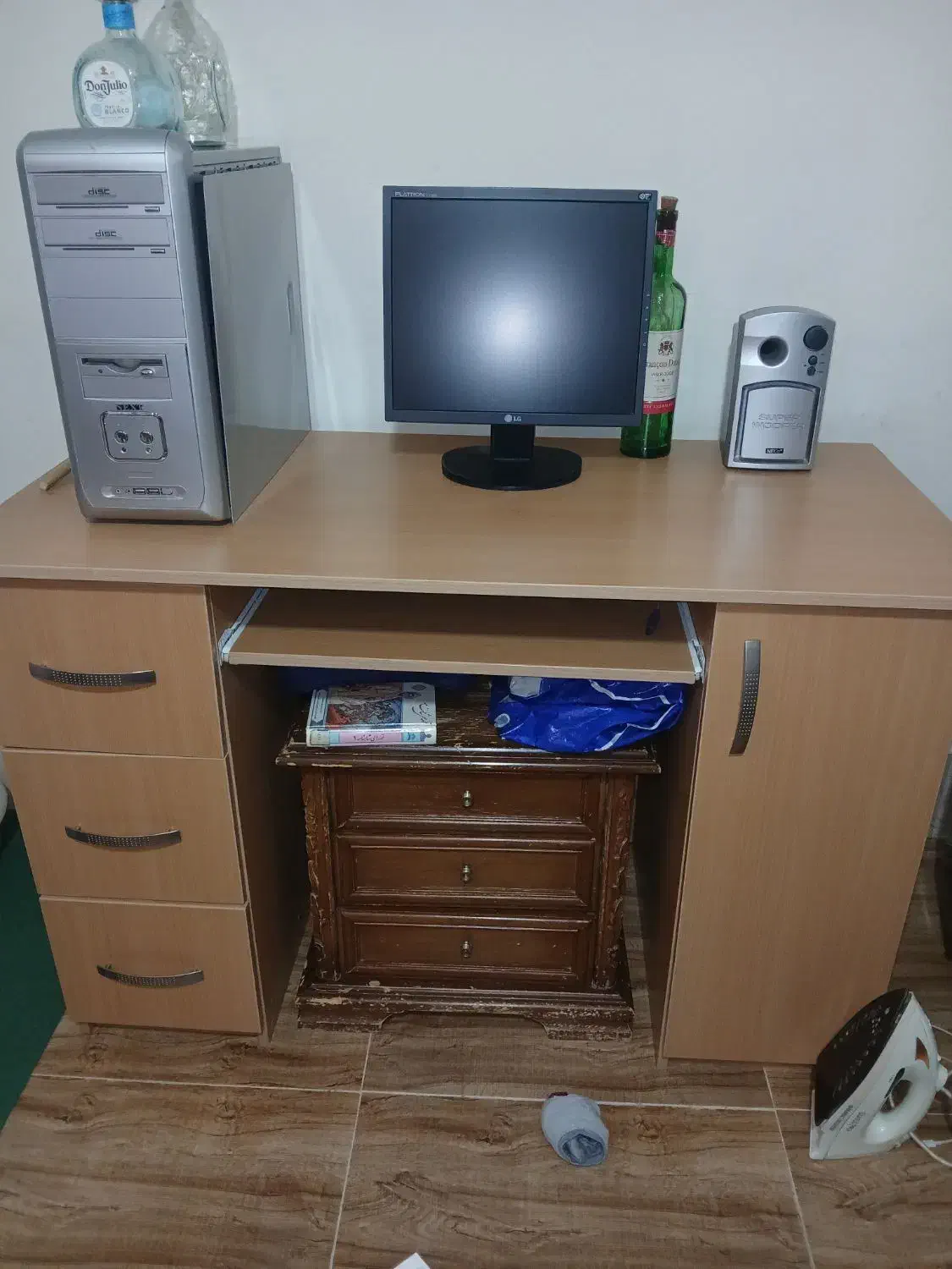 میز|میز تحریر و کامپیوتر|محمدیه-قزوین, |دیوار