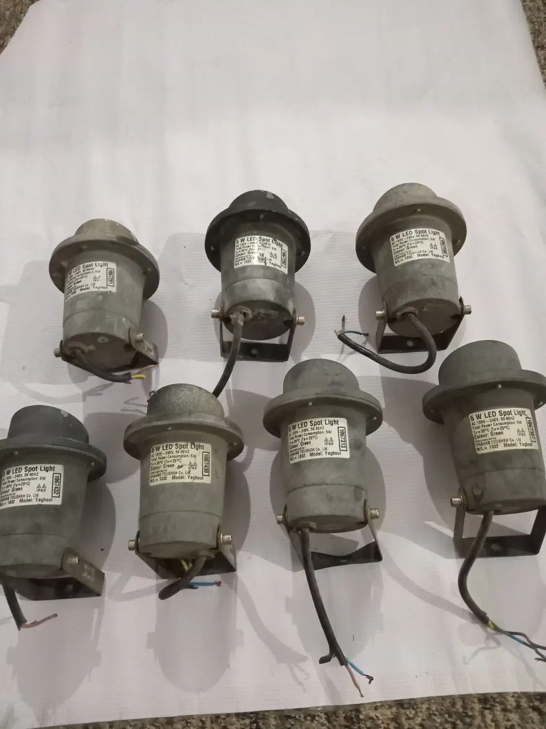 چراغ  ( لامپ  )  ال ای دی LED سبز|لامپ و چراغ|اهواز, کمپلو جنوبی|دیوار