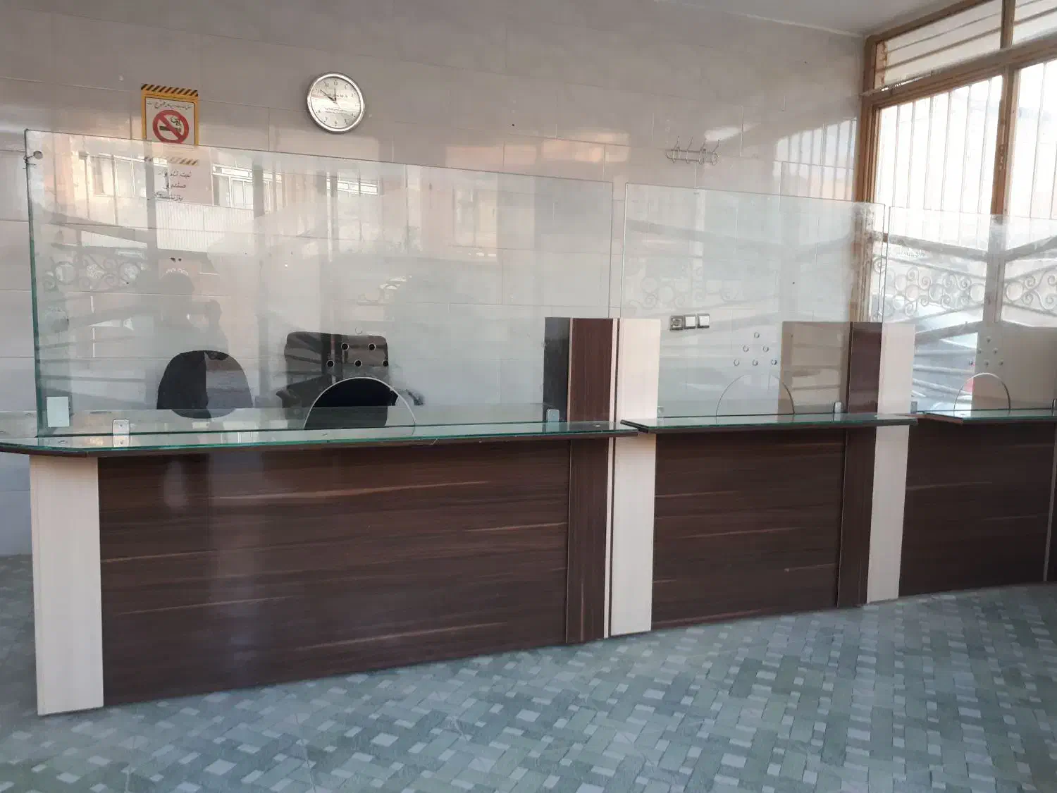 فروش میز دفتر پیشخوان میز دفتر پیشخوان|دفتر کار|لردگان, |دیوار