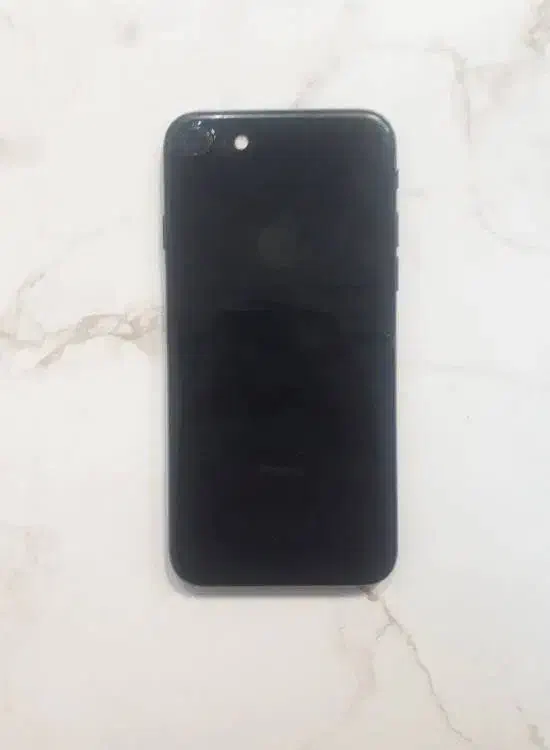 اپل iphone 7 با حافظه ۱۲۸ گیگابایت و ایرپاد سری ۲|موبایل|تهران, استخر|دیوار