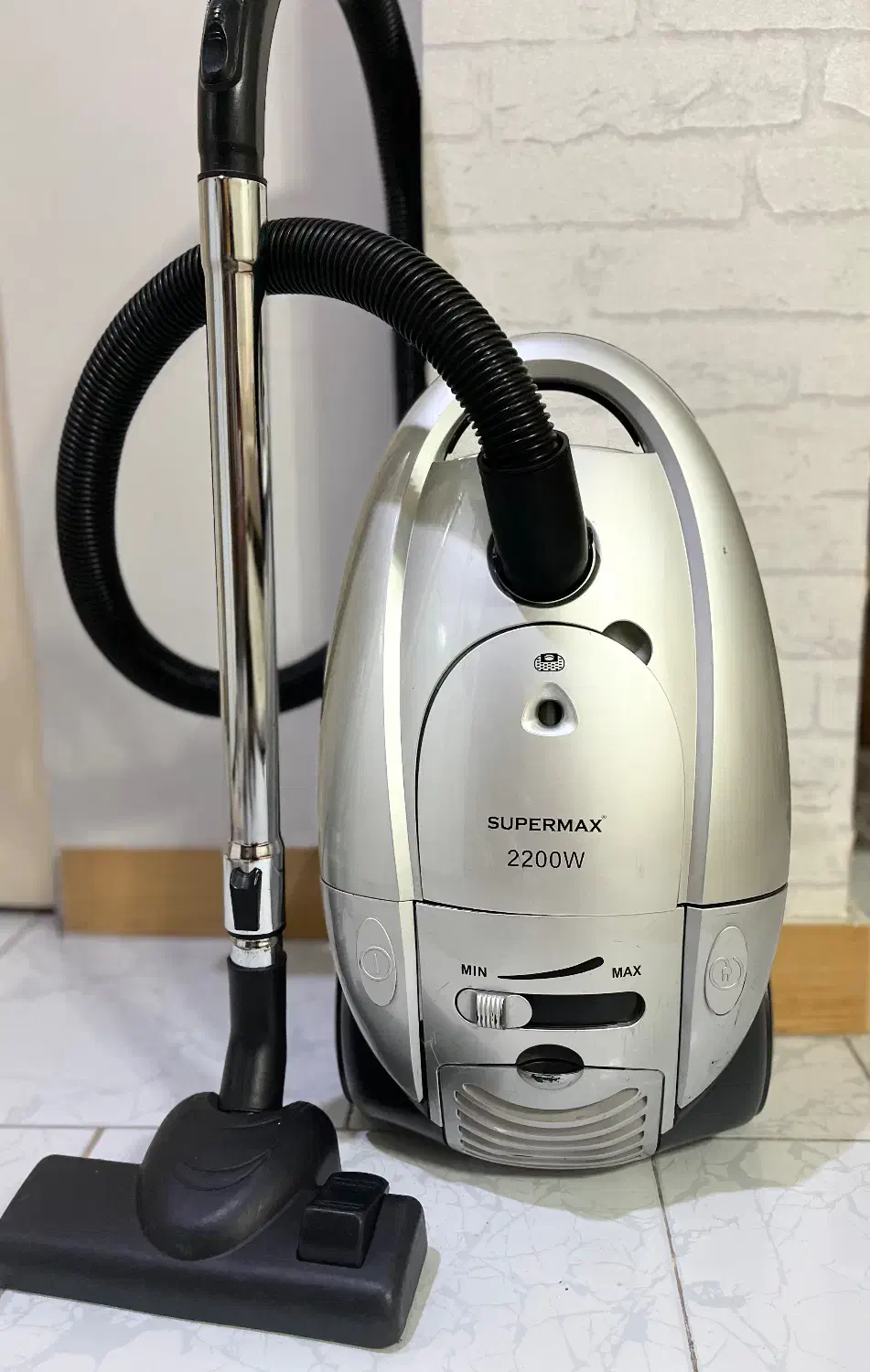 جاروبرقی در حد نو|جاروبرقی، جارو شارژی، بخارشو|رشت, آب و برق|دیوار