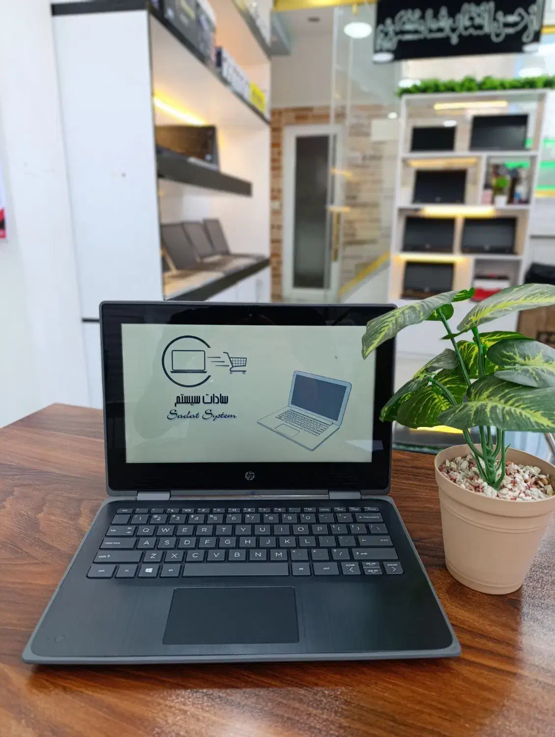 لپ تاپ اچ پی لمسی چرخشی شرایط ۱ ساله با گارانتی|رایانه همراه|کاشان, میدانگاه آقا|دیوار