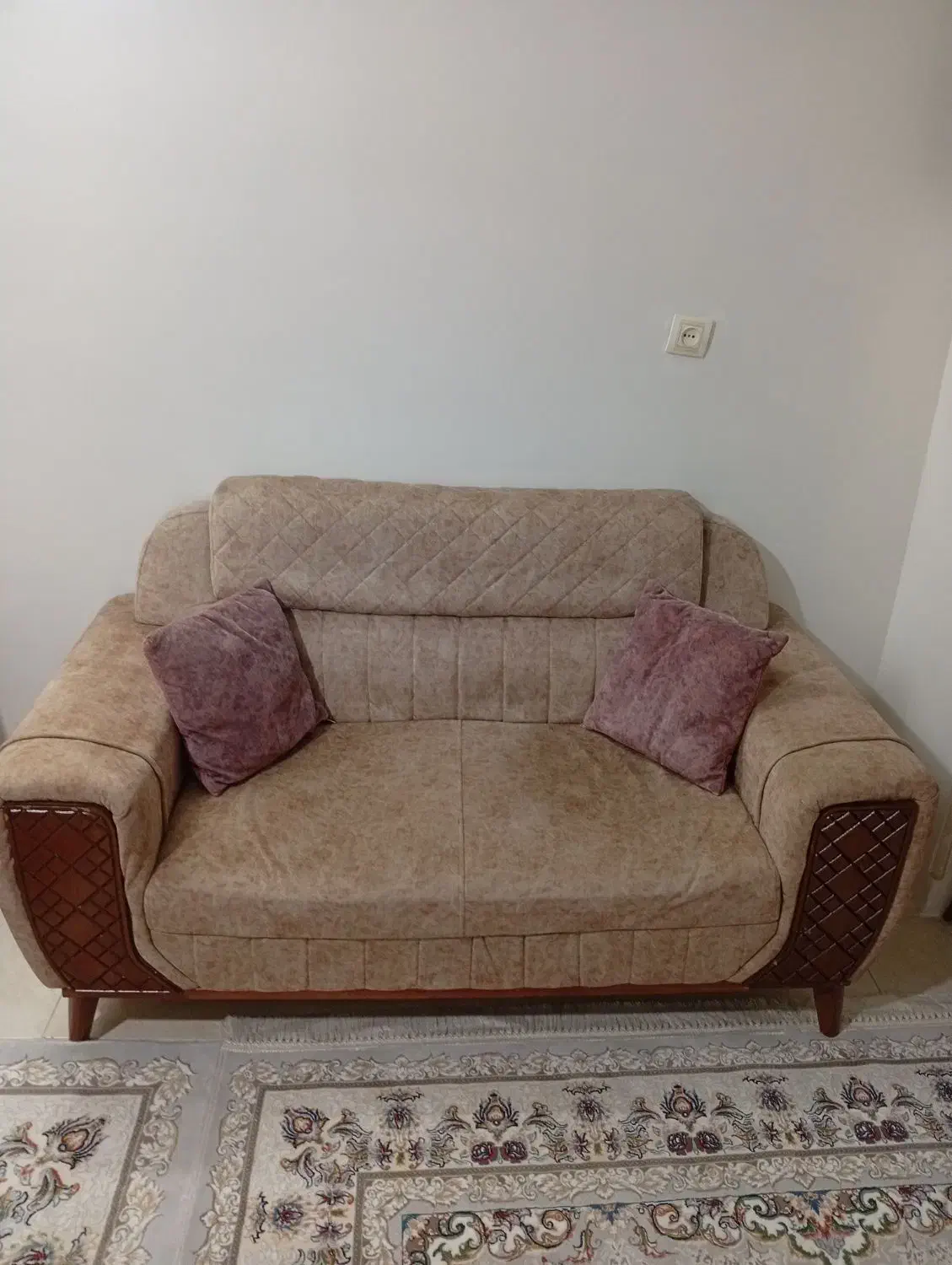 مبل راحتی ۷نفره تمیز|مبلمان خانگی و میز عسلی|رباط‌کریم, رباط‌کریم|دیوار