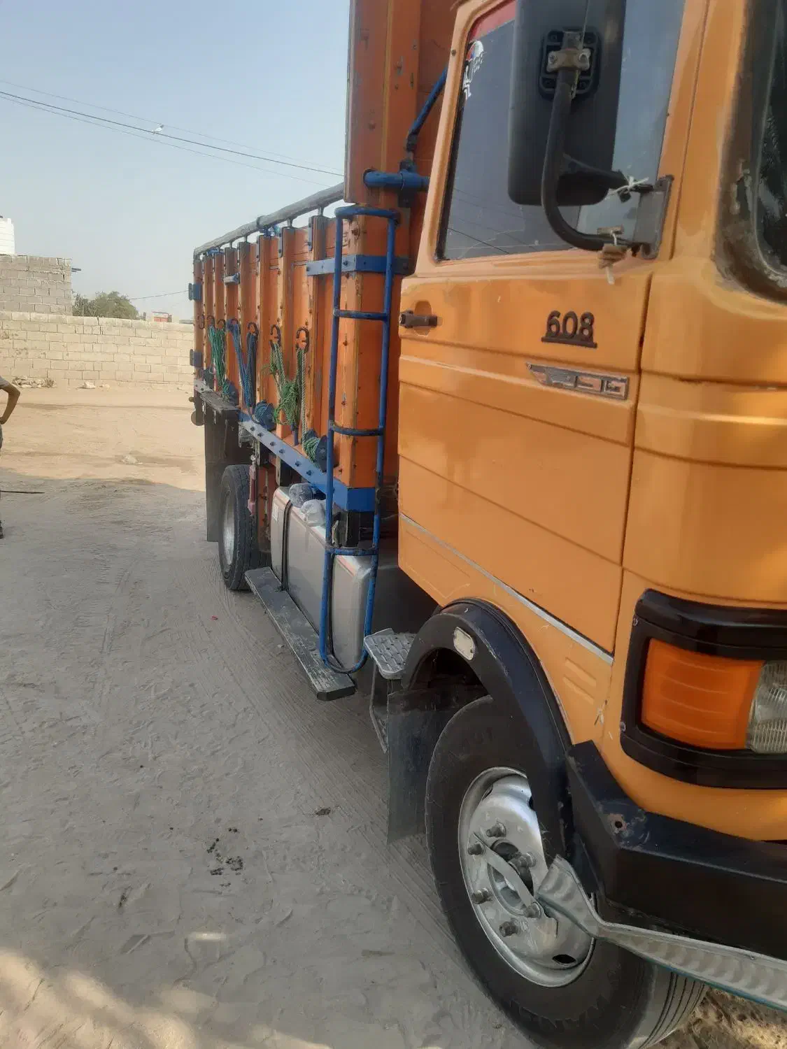 خاور۶۰۸مدل۷۷|خودرو سنگین|بندرعباس, |دیوار