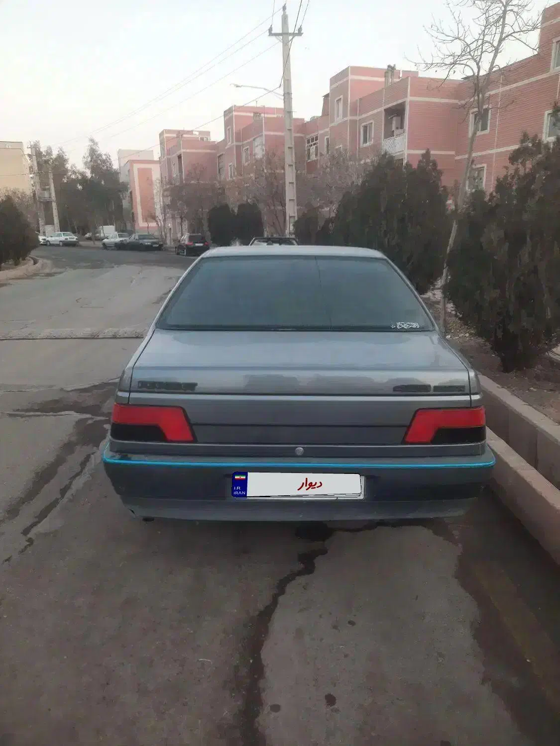 405 مدل 94|خودرو سواری و وانت|پرند, فاز ۳|دیوار