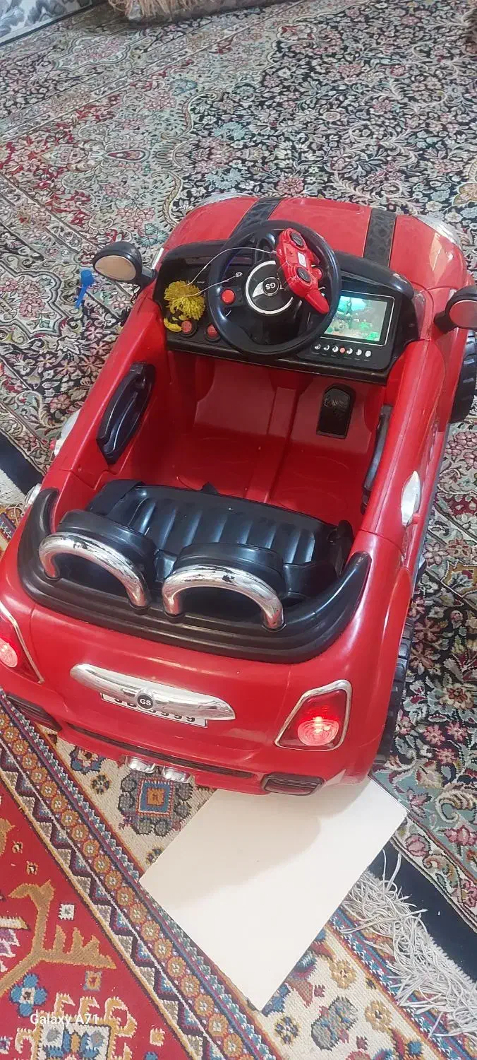 ماشین شارژی مانیتور دار سویچ خور|اسباببازی|بندرعباس, |دیوار