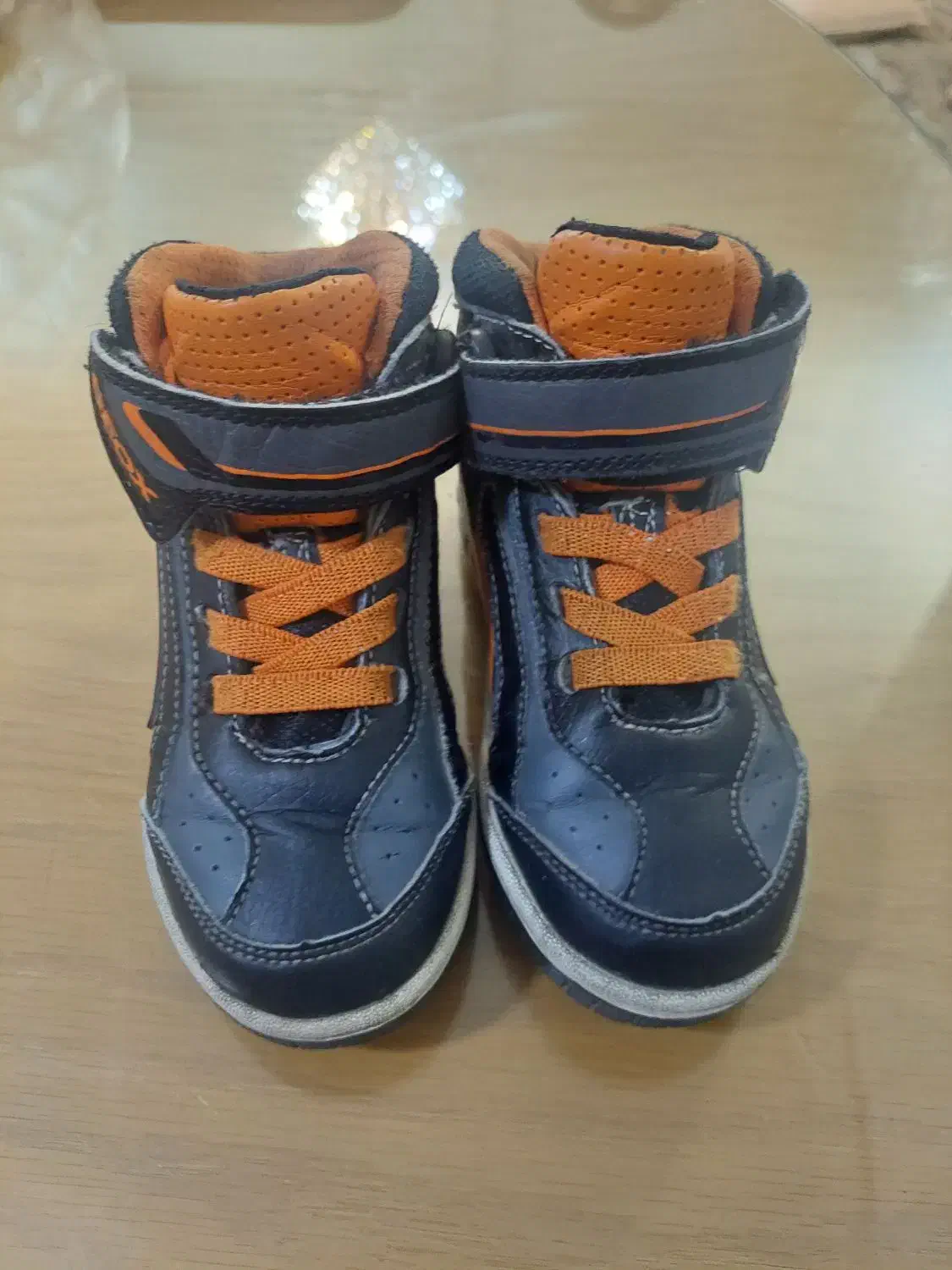 نیم بوت Geox سایز ۲۷|کفش و لباس بچه|تهران, شهرک زینبیه|دیوار